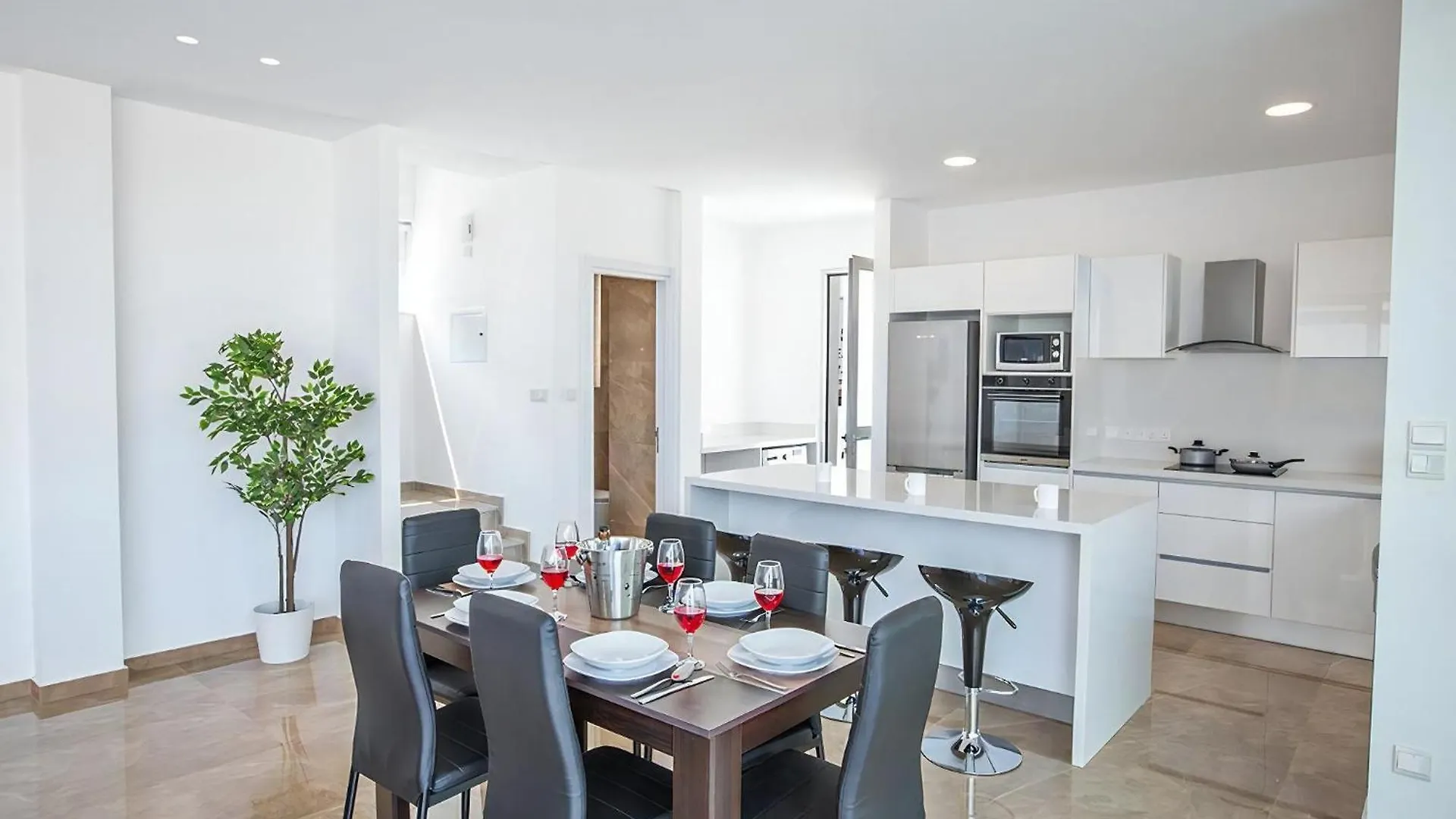 Villa Manta Platina - Brand New Luxury 3 Bedroom Protaras Villa With Private Pool