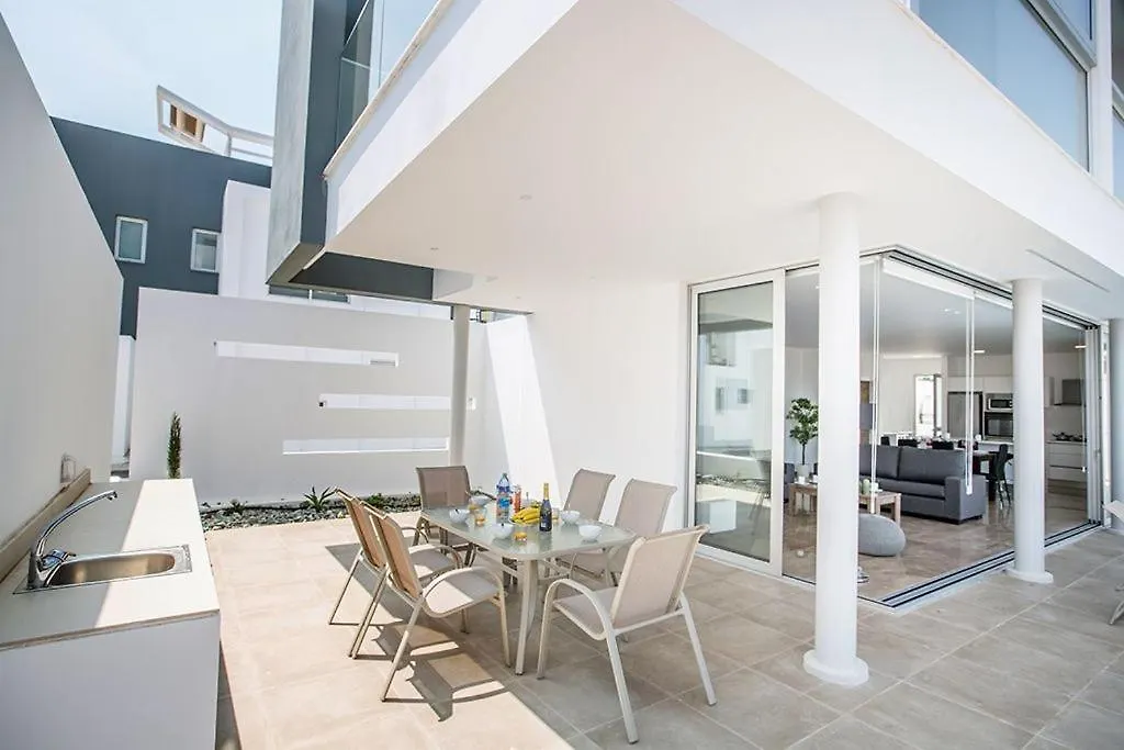 Villa Manta Platina - Brand New Luxury 3 Bedroom Protaras Villa With Private Pool